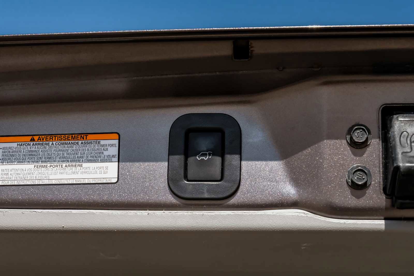 Used 2018 Toyota Sienna XLE image 55