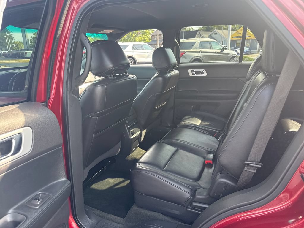 Used 2013 Ford Explorer XLT FWD image 14