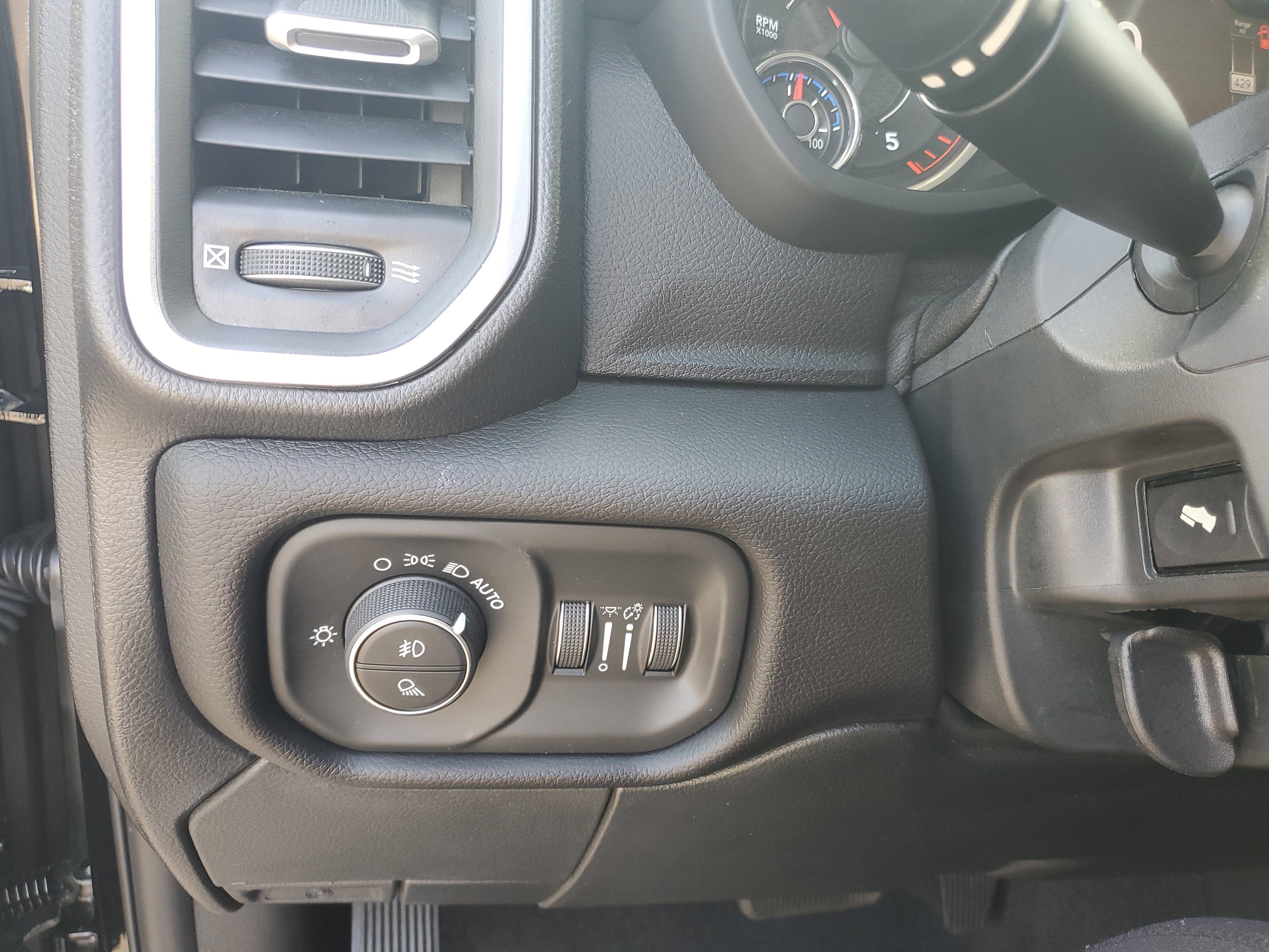 Used 2020 RAM 3500 Laramie image 20