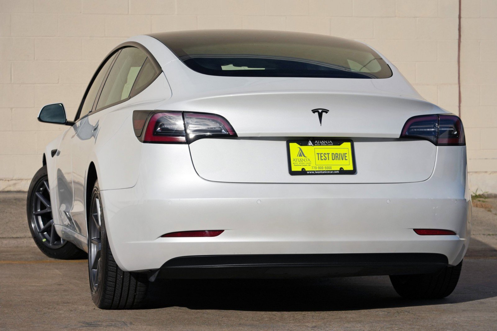 Used 2021 Tesla Model 3 Standard Range Plus RWD image 5