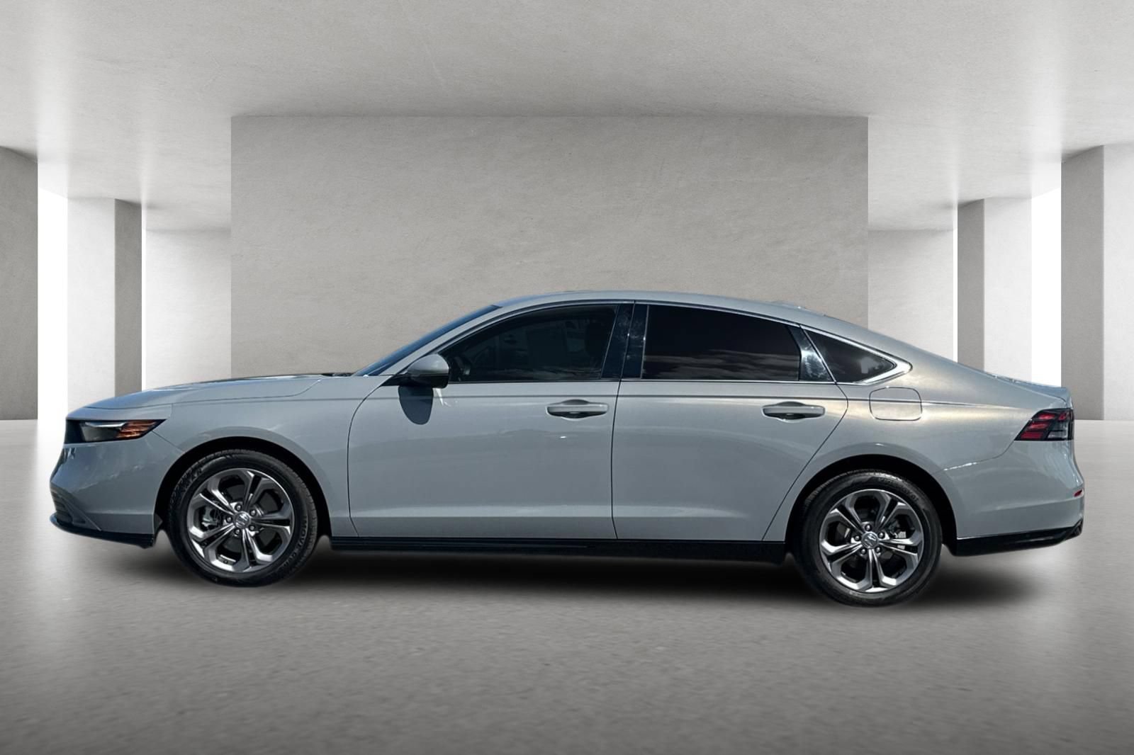 Used 2025 Honda Accord EX-L image 7