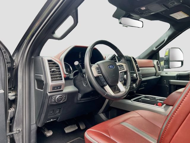 Used 2019 Ford F450 Platinum w/ Platinum Ultimate Package AWD/4WD image 4