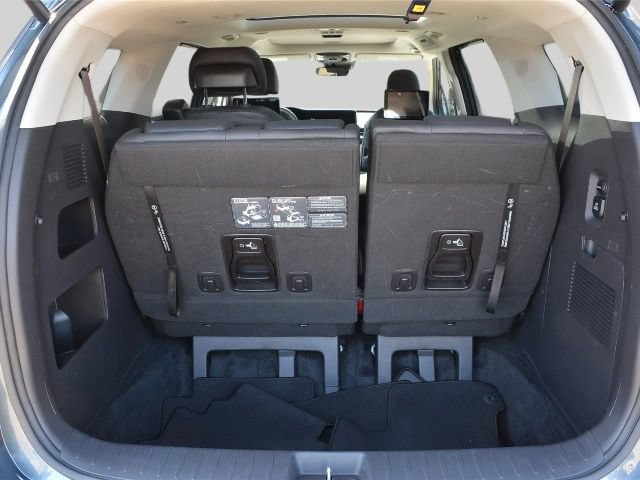 Used 2024 Kia Carnival SX Prestige FWD image 18