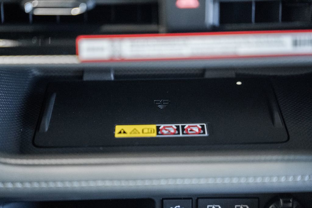 New 2026 Toyota Highlander Platinum AWD/4WD image 25