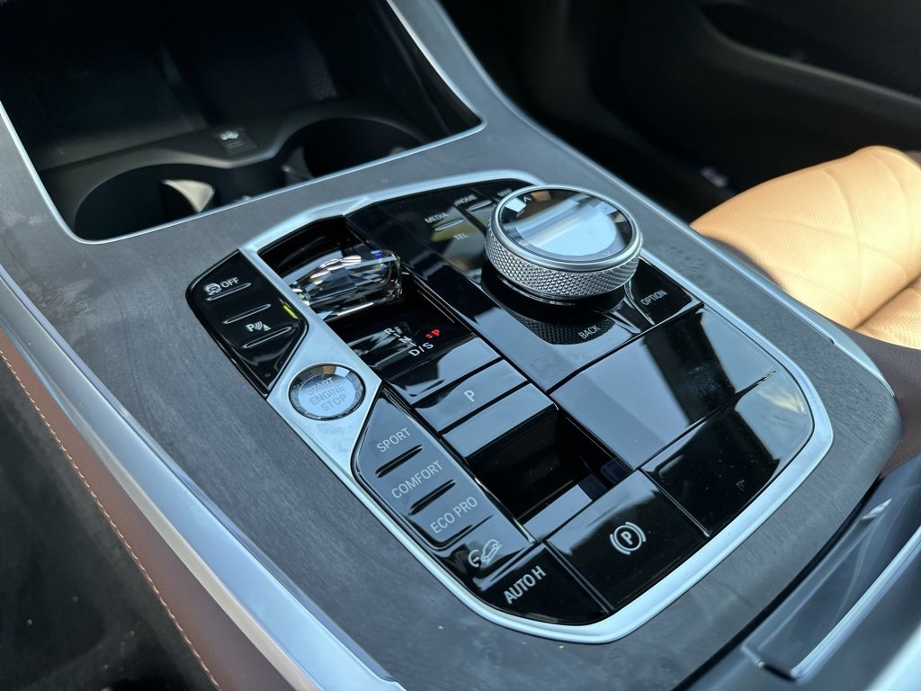 New 2026 BMW X5 M60i image 39