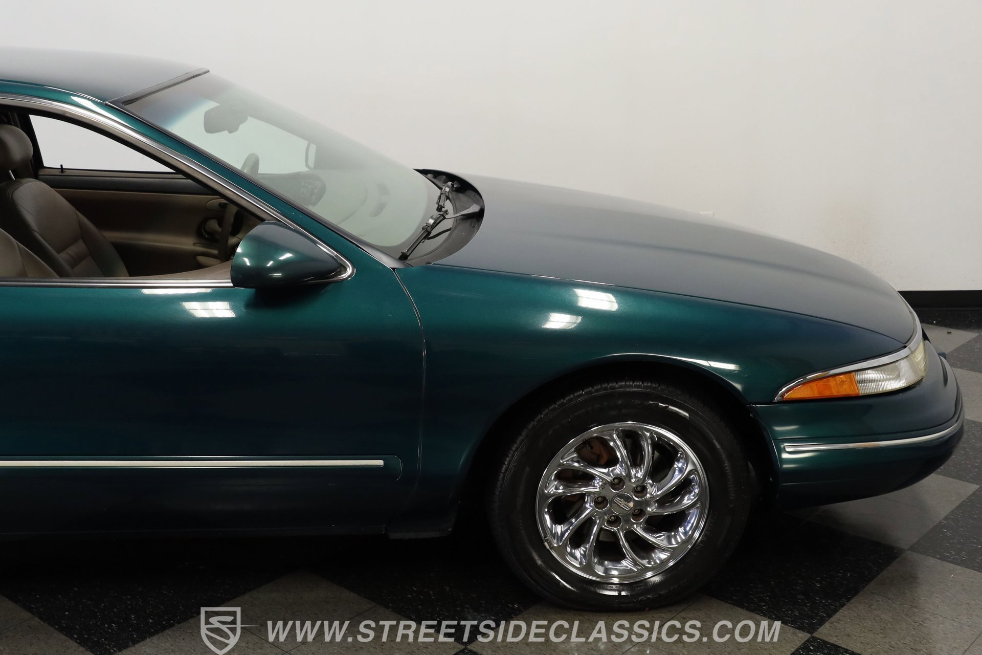 Used 1993 Lincoln Mark VIII image 28