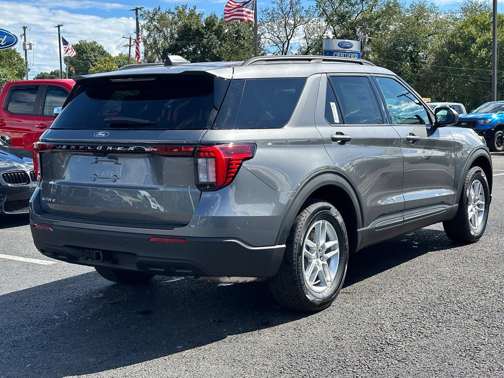 New 2027 Ford Explorer Active AWD/4WD image 32