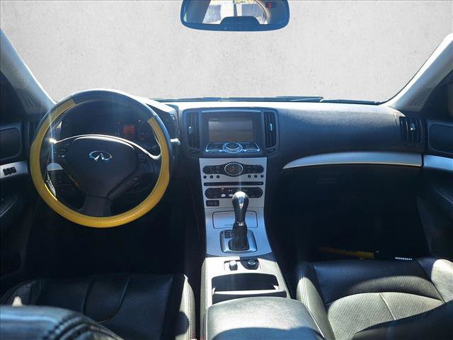Used 2009 INFINITI G37 Journey w/ Premium Pkg image 14
