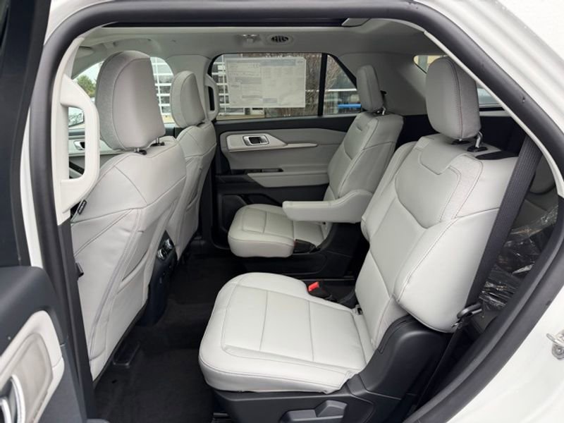 New 2026 Ford Explorer Active image 21