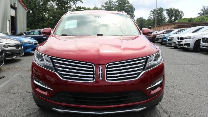 Used 2017 Lincoln MKC Select w/ Lincoln MKC Climate Package FWD image 2