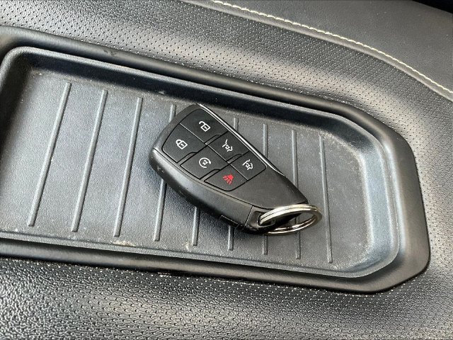 Used 2022 GMC Yukon XL SLT w/ SLT Premium Package AWD/4WD image 36