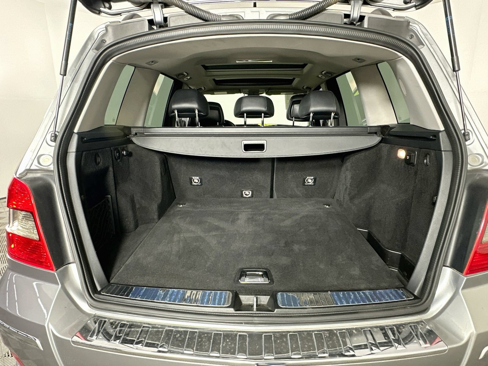 Used 2012 Mercedes-Benz GLK 350 4MATIC image 25