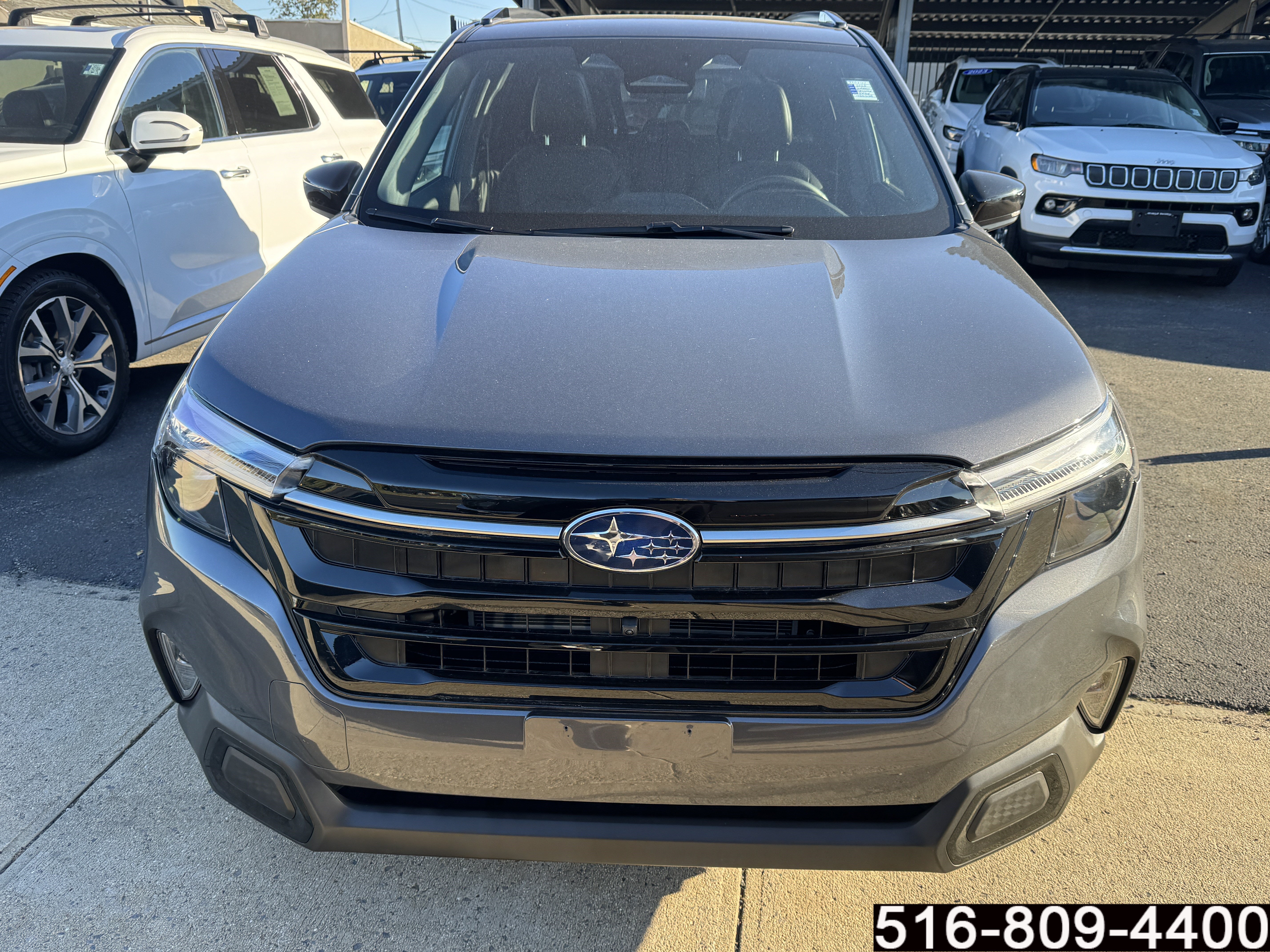 Used 2025 Subaru Forester Touring AWD/4WD image 2