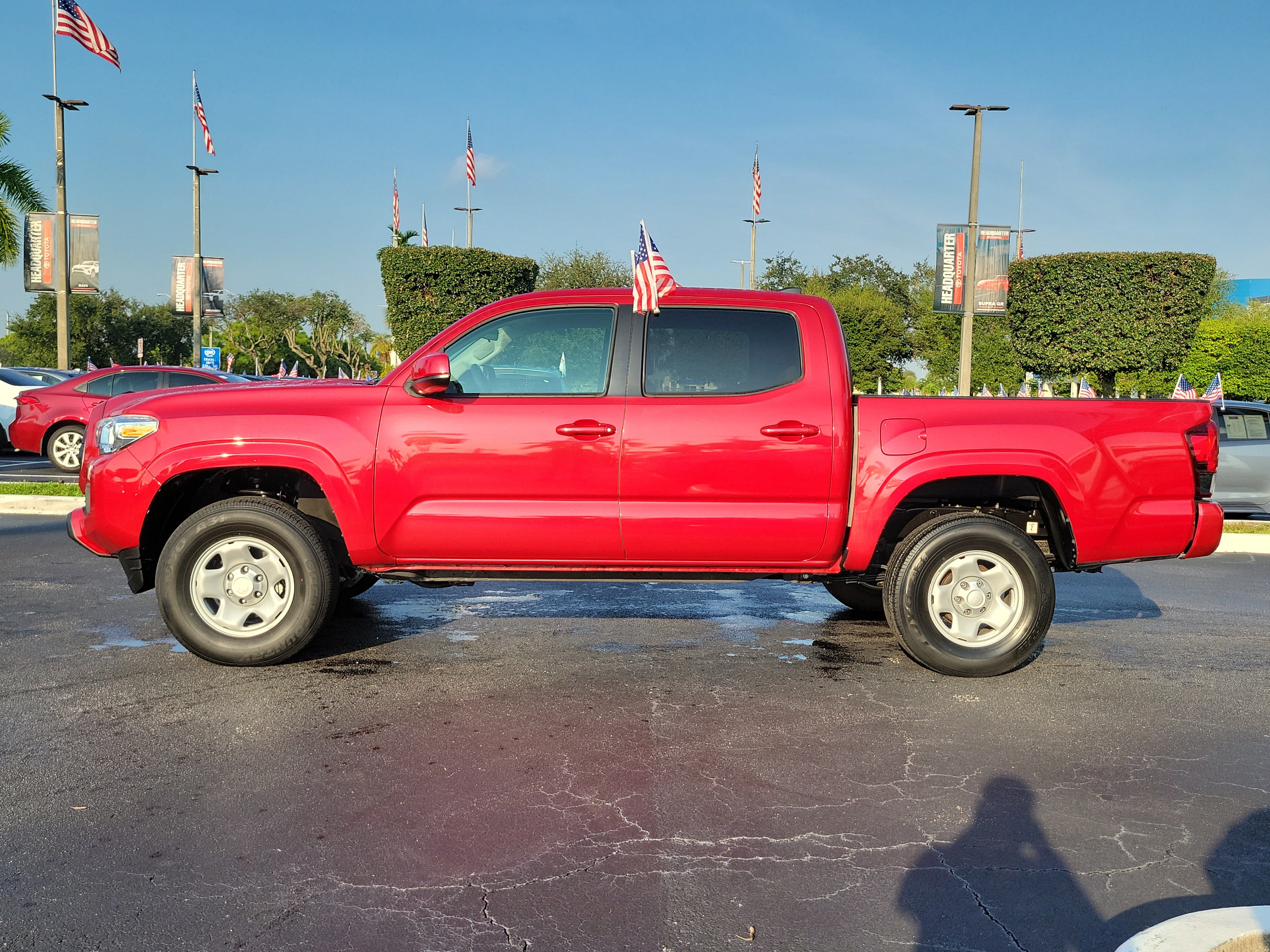 Used 2023 Toyota Tacoma SR w/ SR Convenience Package RWD image 7