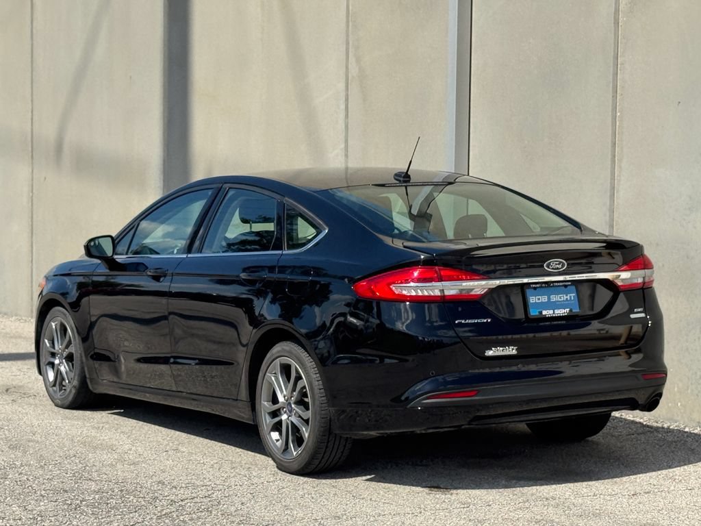 Used 2017 Ford Fusion SE w/ Equipment Group 201A FWD image 25