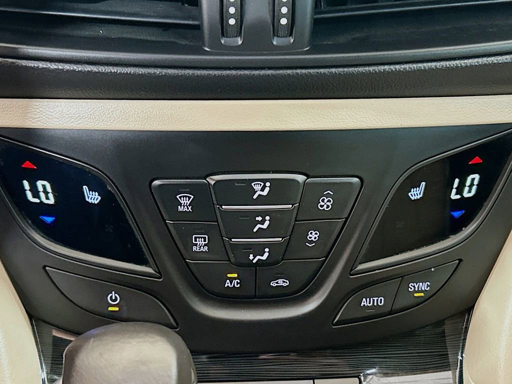 Used 2018 Buick Envision Preferred FWD image 13
