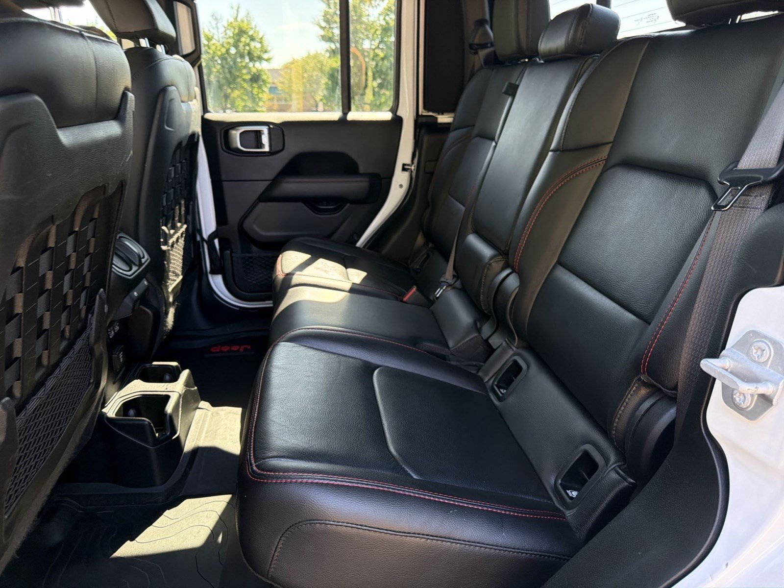 Used 2020 Jeep Gladiator Rubicon AWD/4WD image 31