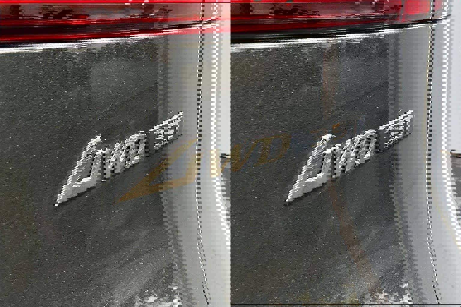 Used 2024 Genesis GV70 3.5T Sport w/ Sport Prestige Package image 9