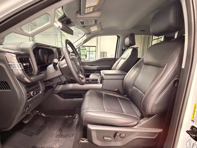 Used 2026 Ford F350 Lariat AWD/4WD image 29