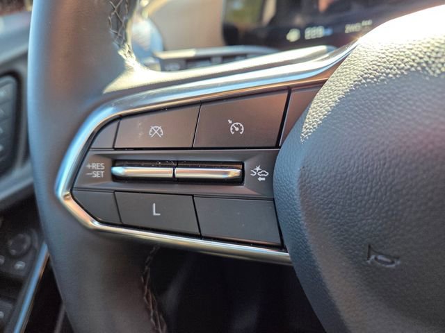 Used 2025 Chevrolet Equinox ACTIV w/ Safety and Technology Package image 39