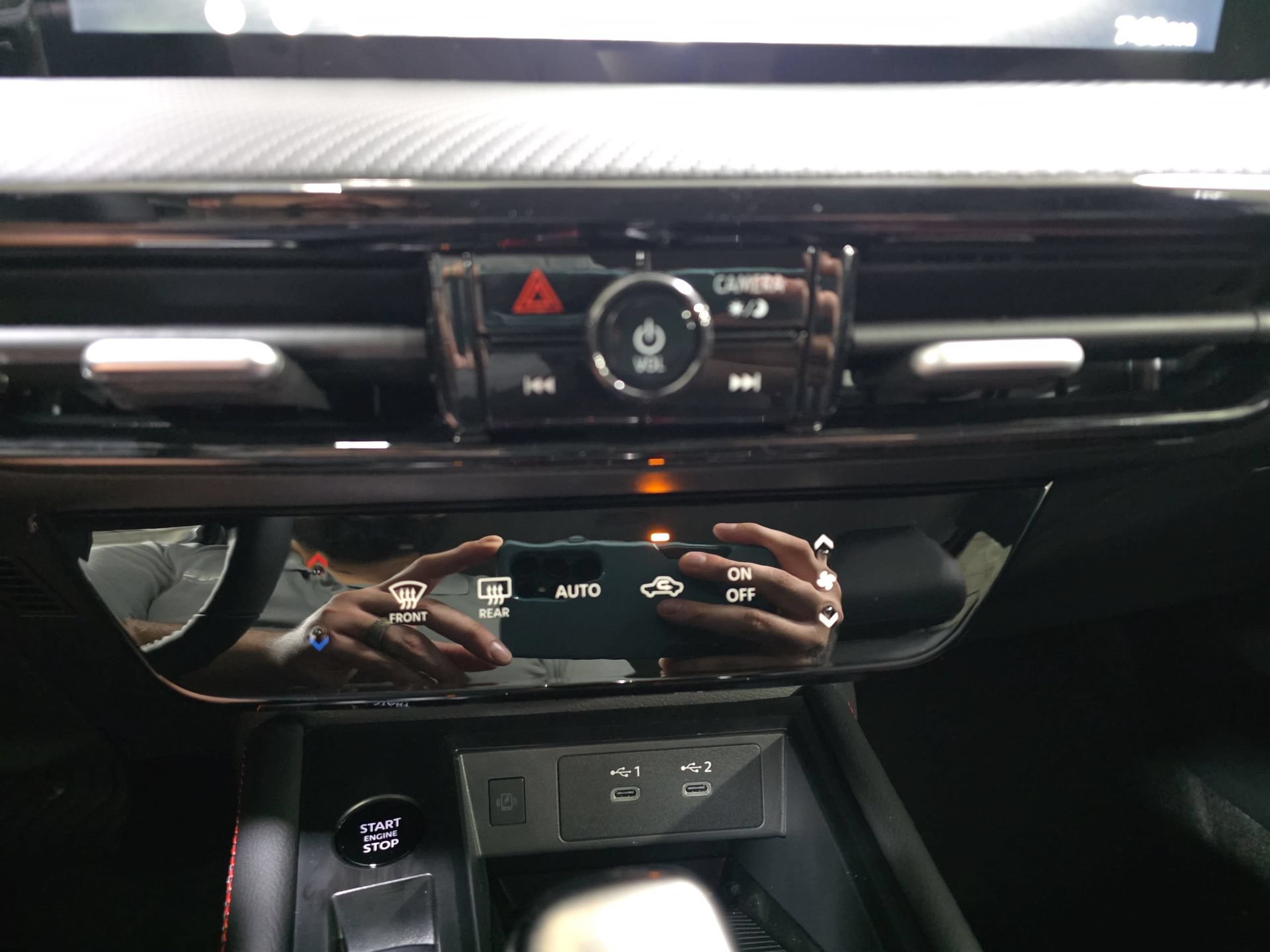 New 2026 Nissan Kicks SR FWD image 23