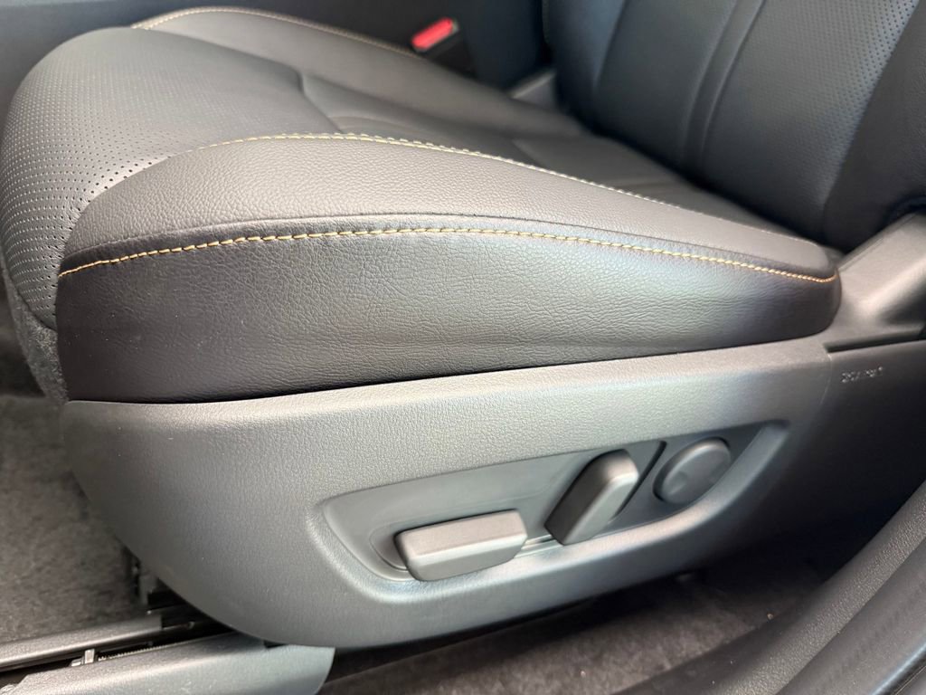 New 2025 MAZDA CX-90 Plug-In Hybrid w/ Preferred image 27