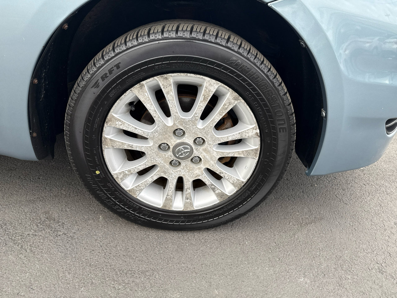 Used 2010 Toyota Sienna LE image 29