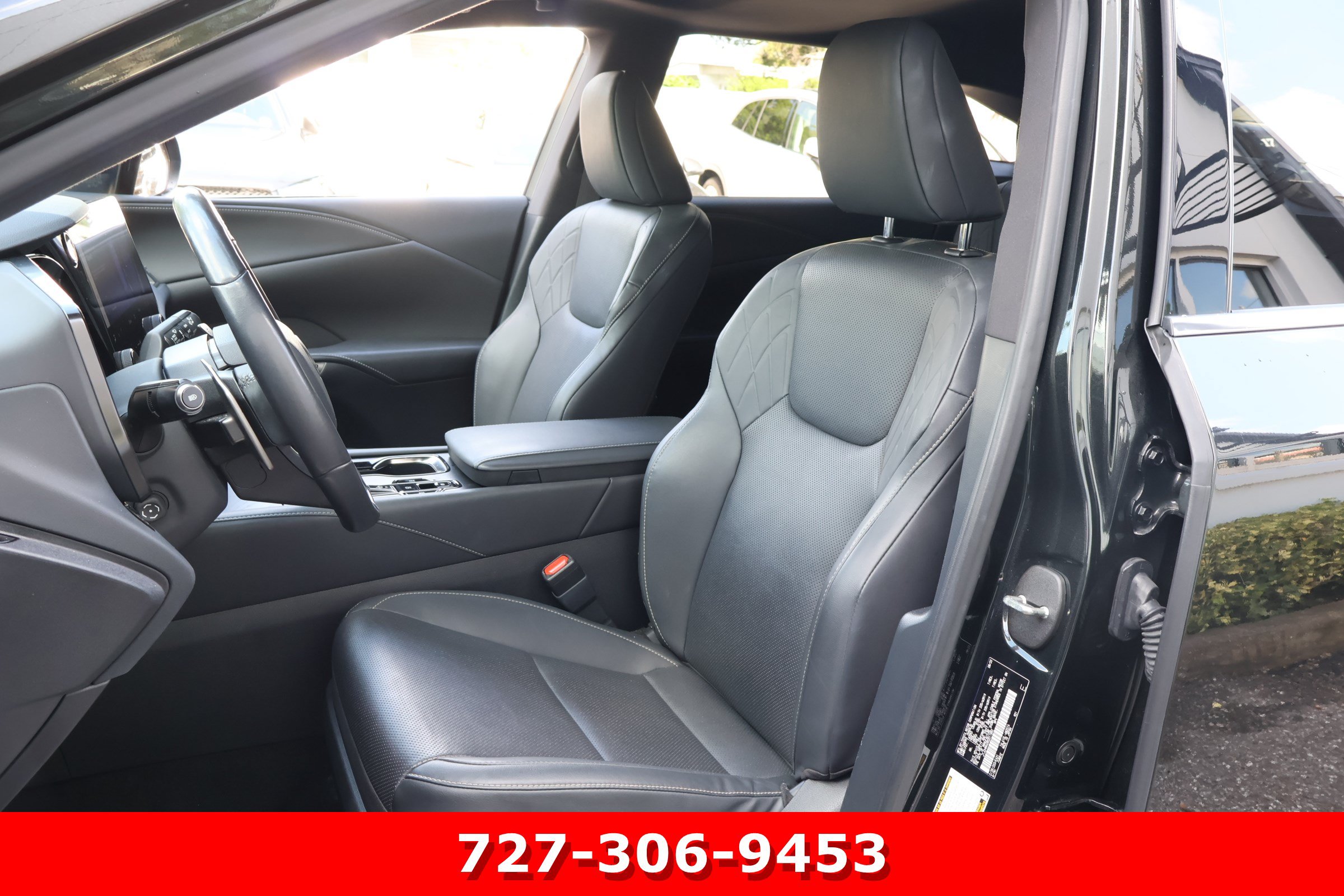 Used 2024 Lexus RX 350 Premium w/ Cold Area Package FWD image 2