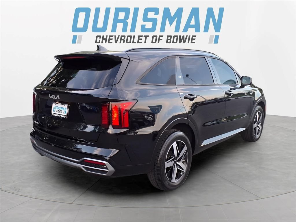 Used 2023 Kia Sorento S w/ Panoramic Sunroof Package FWD image 3