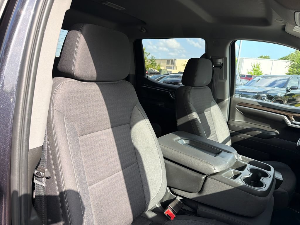 Used 2022 Chevrolet Silverado 1500 LT RWD image 38