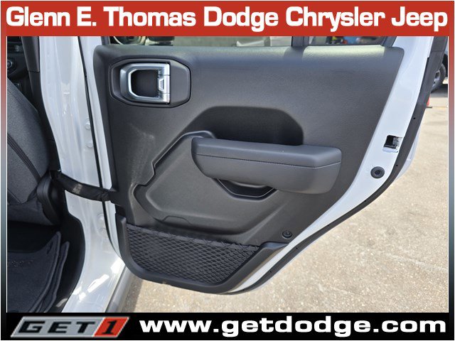 Certified 2025 Jeep Gladiator Willys image 30