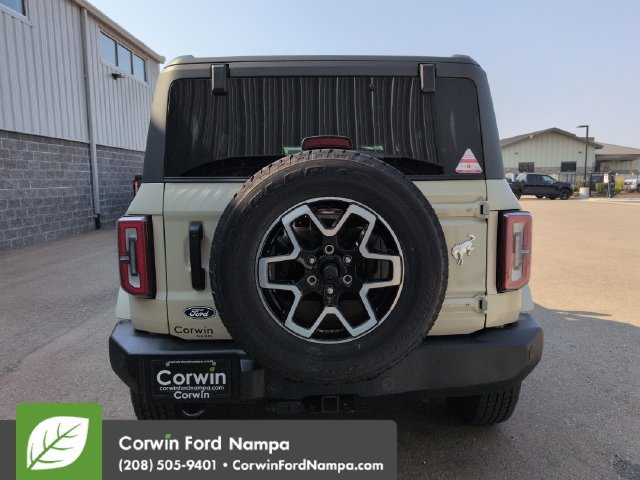 New 2026 Ford Bronco Outer Banks AWD/4WD image 4