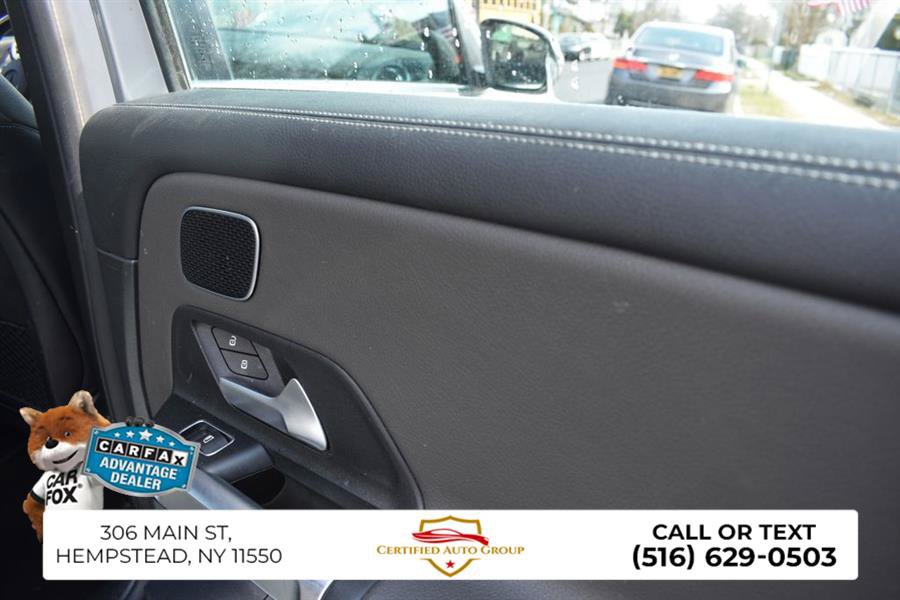 Used 2022 Mercedes-Benz GLB 35 AMG 4MATIC image 27