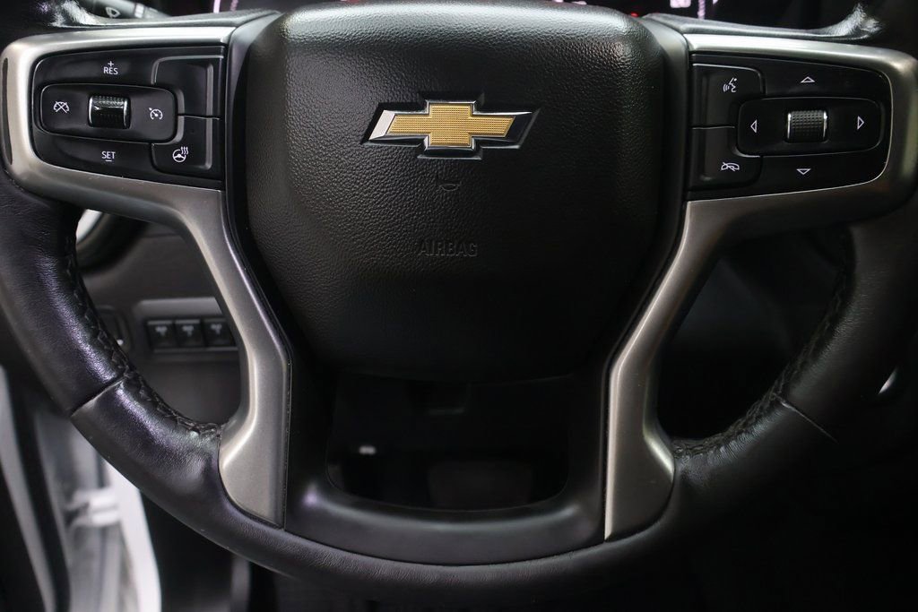 Used 2022 Chevrolet Silverado 3500 LT w/ Convenience Package AWD/4WD image 18