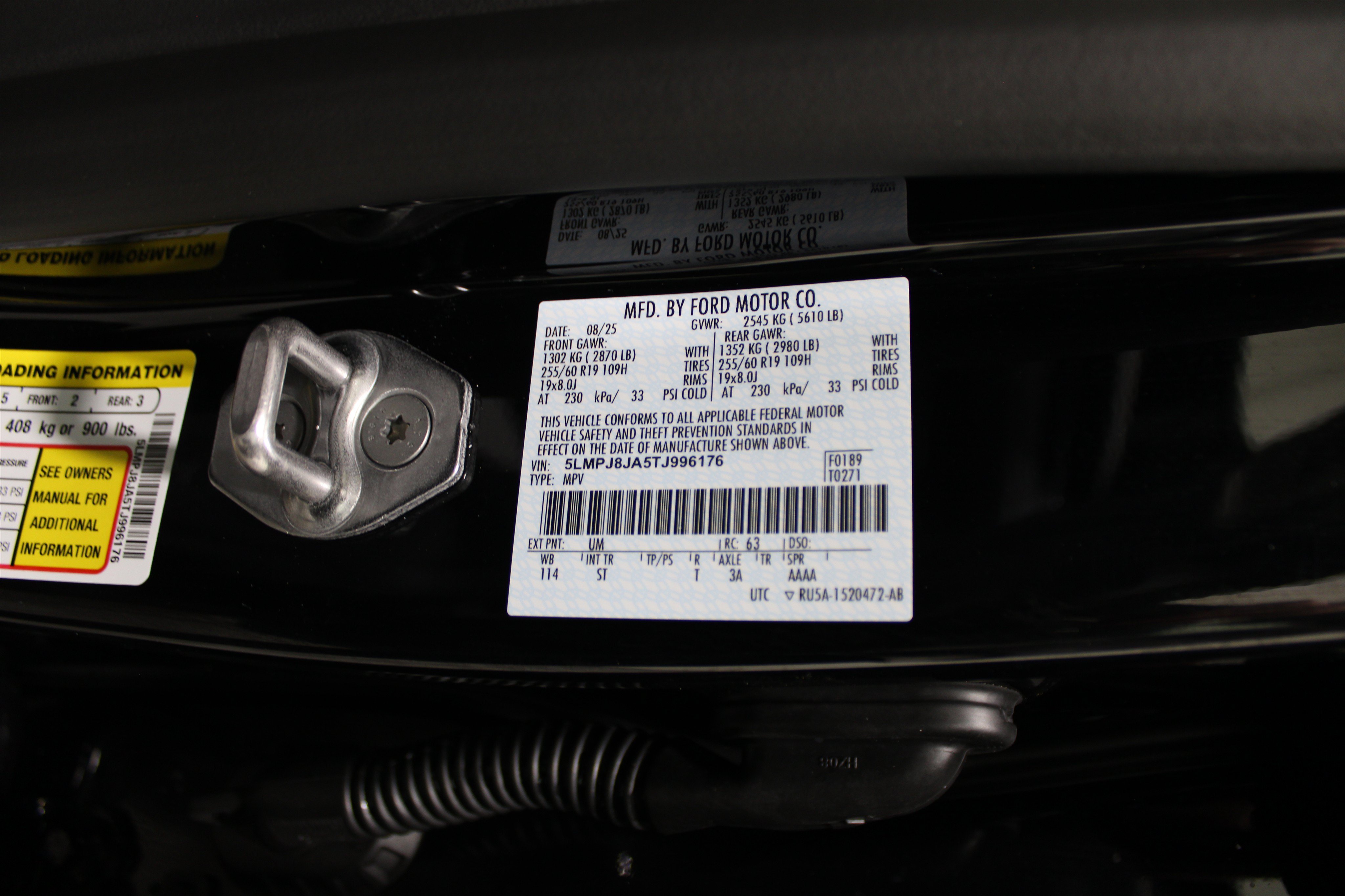 New 2026 Lincoln Nautilus Premier AWD/4WD image 40