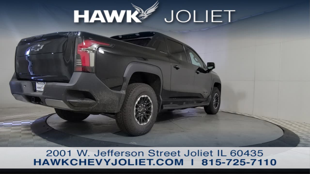 New 2026 Chevrolet Silverado EV Trail Boss AWD/4WD image 9