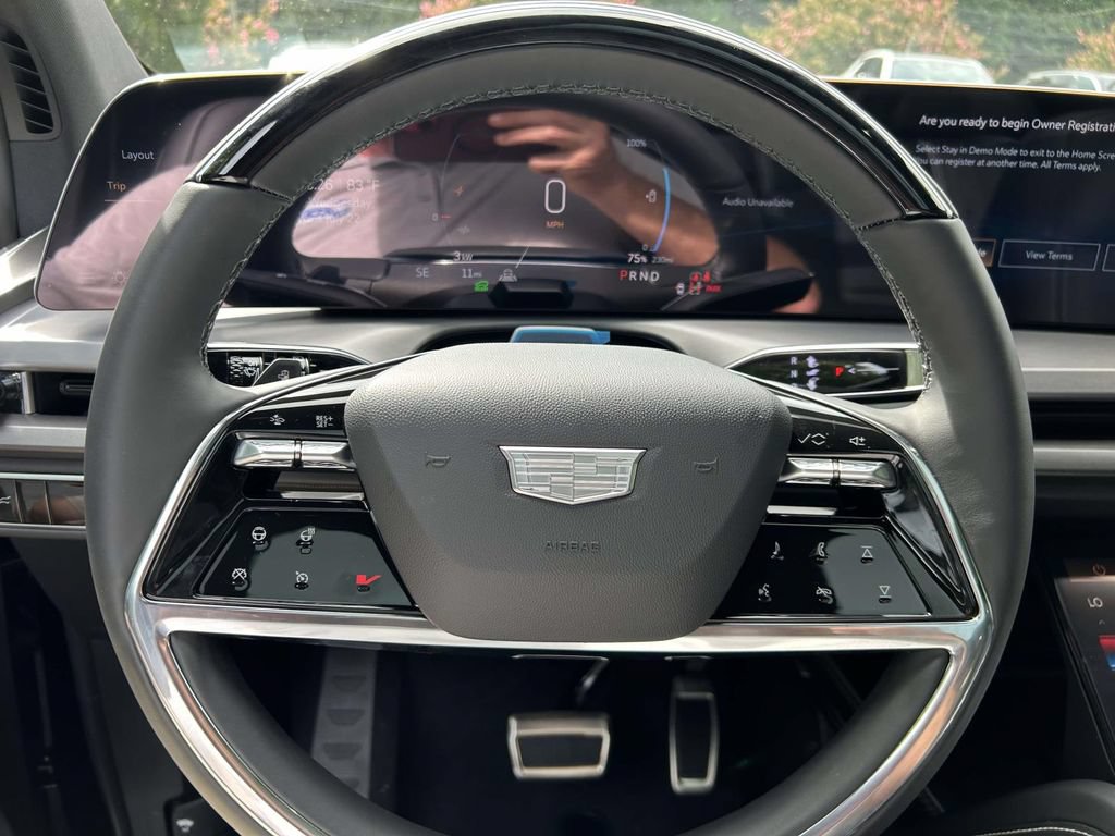 New 2027 Cadillac Vistiq Sport AWD/4WD image 22
