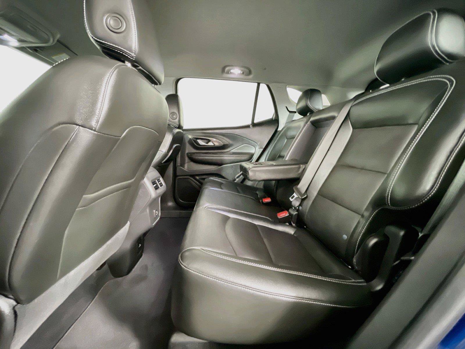 Used 2023 GMC Terrain SLT AWD/4WD image 26