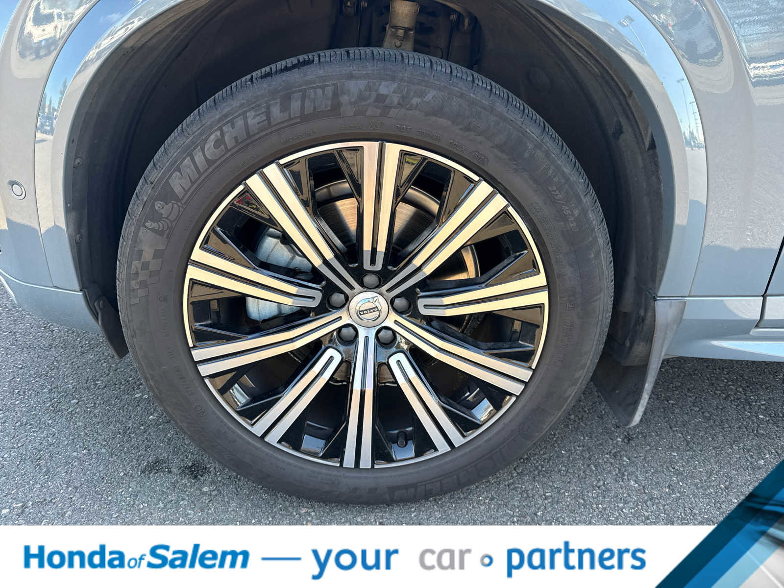 Used 2020 Volvo XC90 T6 Inscription w/ Protection Package image 8