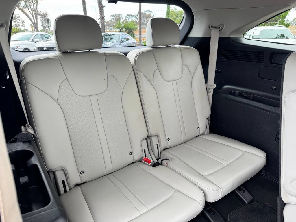 Used 2023 Kia Sorento EX w/ Panoramic Sunroof Package FWD image 21