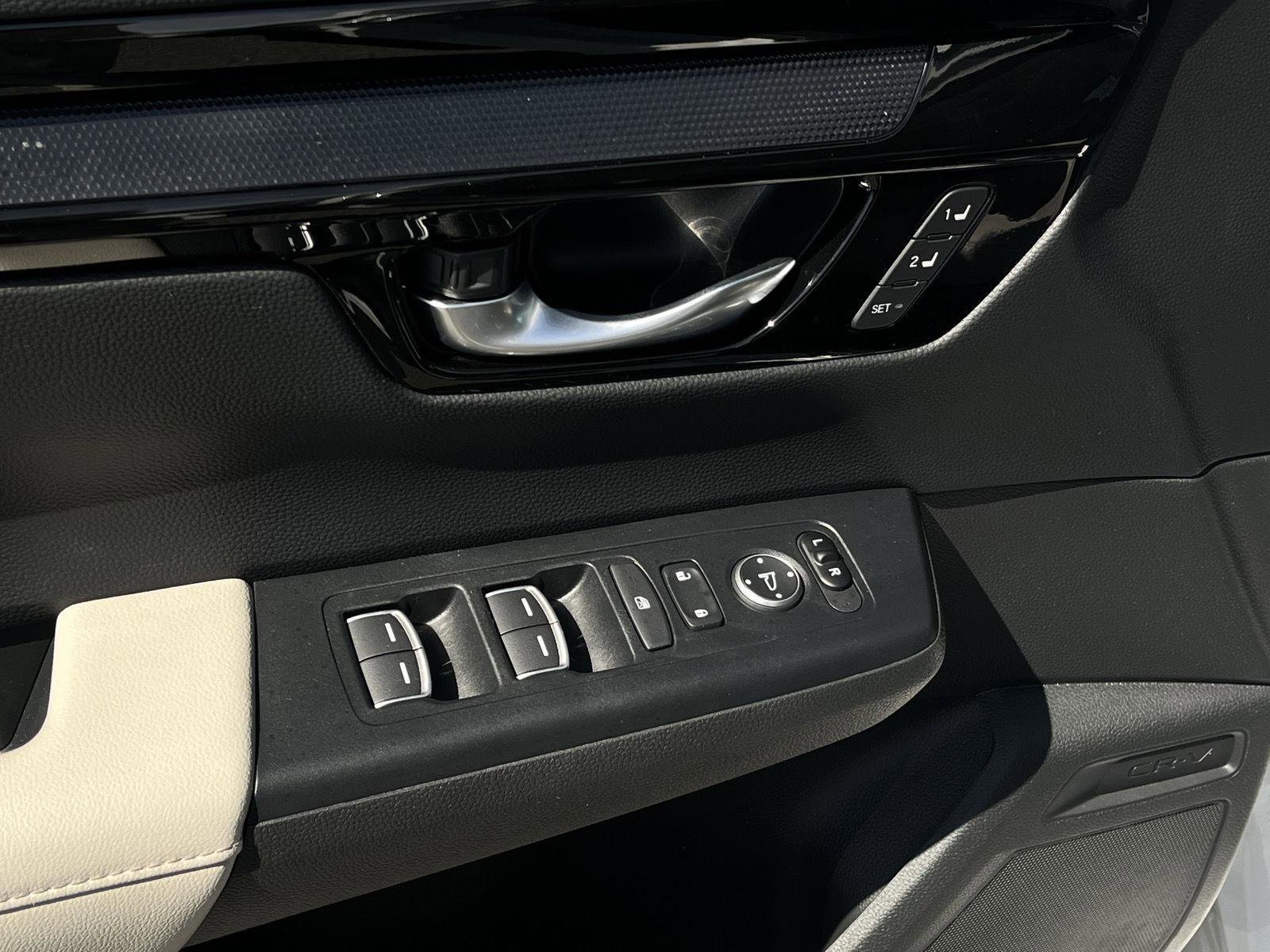 Certified 2023 Honda CR-V EX-L image 11