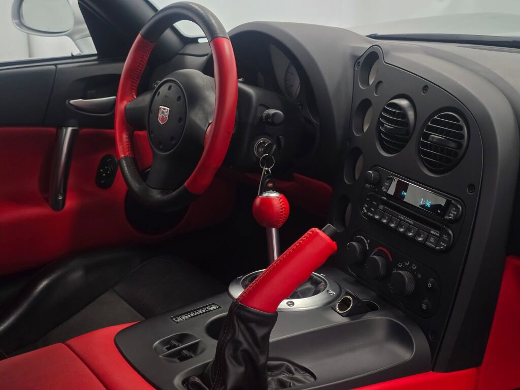 Used 2005 Dodge Viper SRT-10 w/ Mamba Edition Group image 76