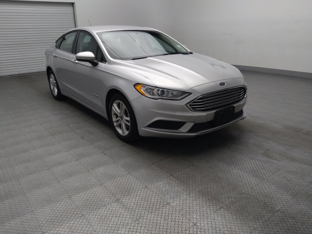 Used 2018 Ford Fusion S FWD image 13