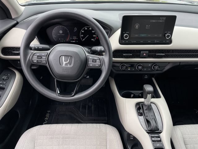 Certified 2025 Honda HR-V LX image 10