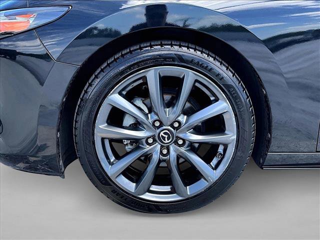 Used 2019 MAZDA MAZDA3 Hatchback FWD image 10