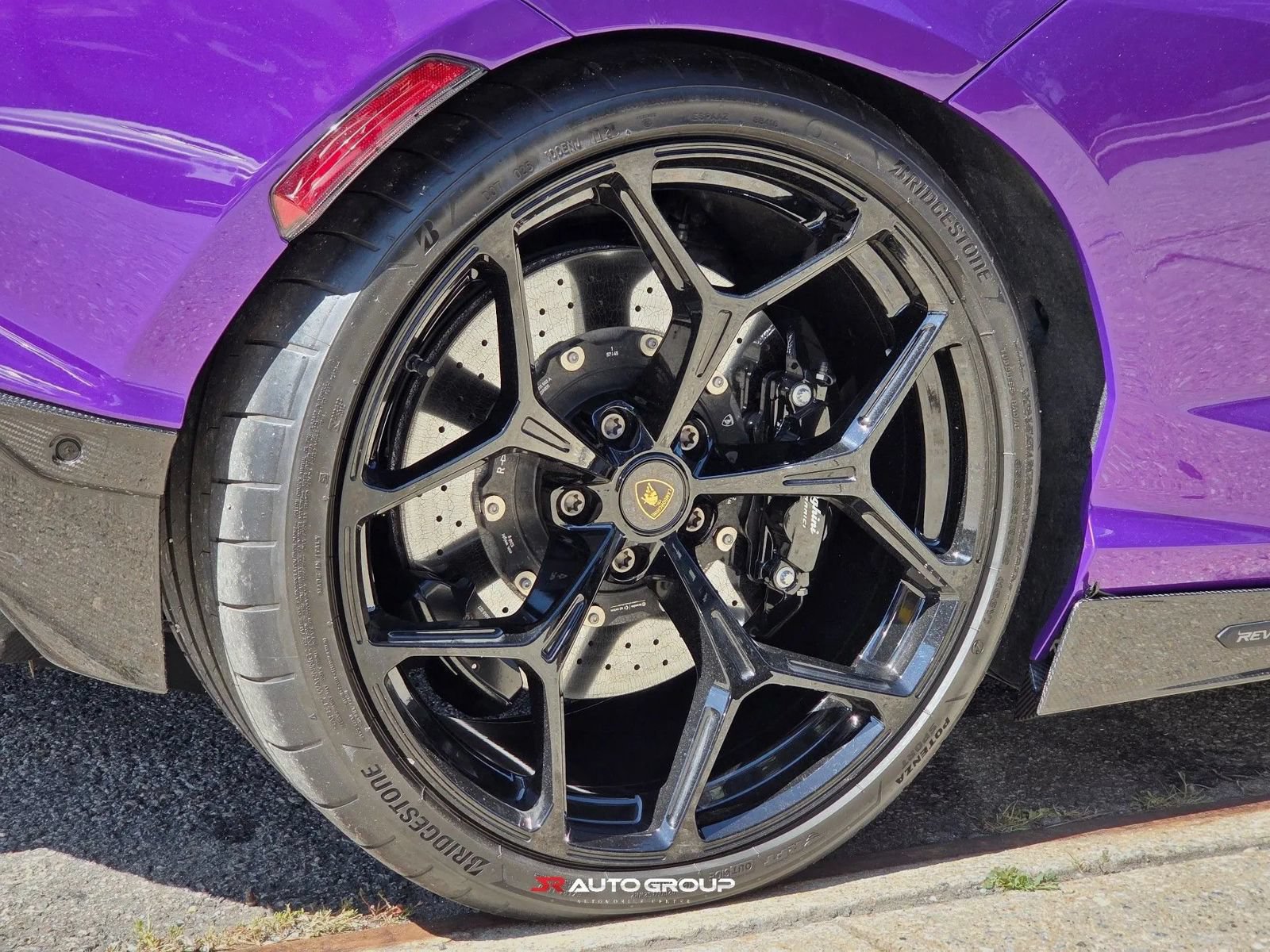 Used 2024 Lamborghini Revuelto AWD/4WD image 19