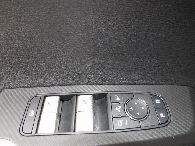 New 2025 Mitsubishi Outlander SEL image 20