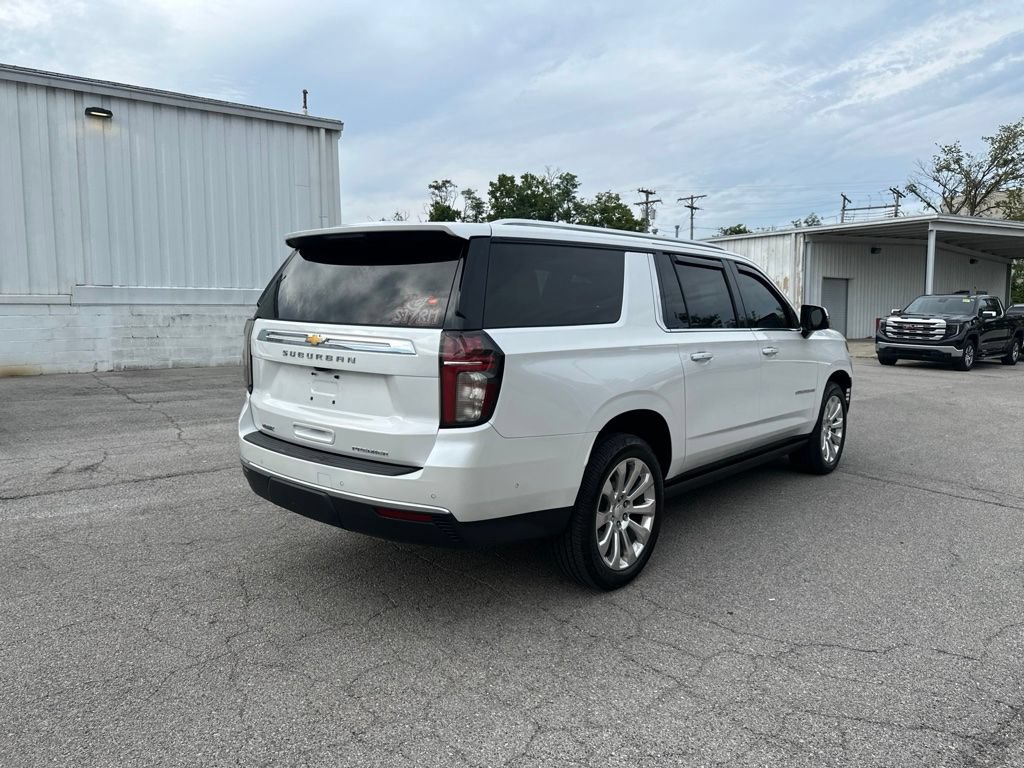 Used 2023 Chevrolet Suburban Premier w/ Premium Package AWD/4WD image 5