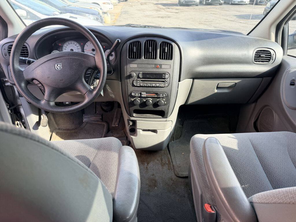 Used 2005 Dodge Grand Caravan SE w/ Popular Equipment Group I FWD image 7