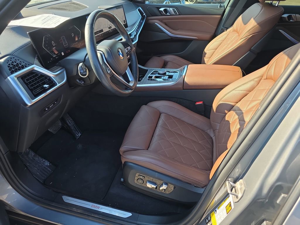 Used 2024 BMW X5 xDrive40i w/ Premium Package image 8